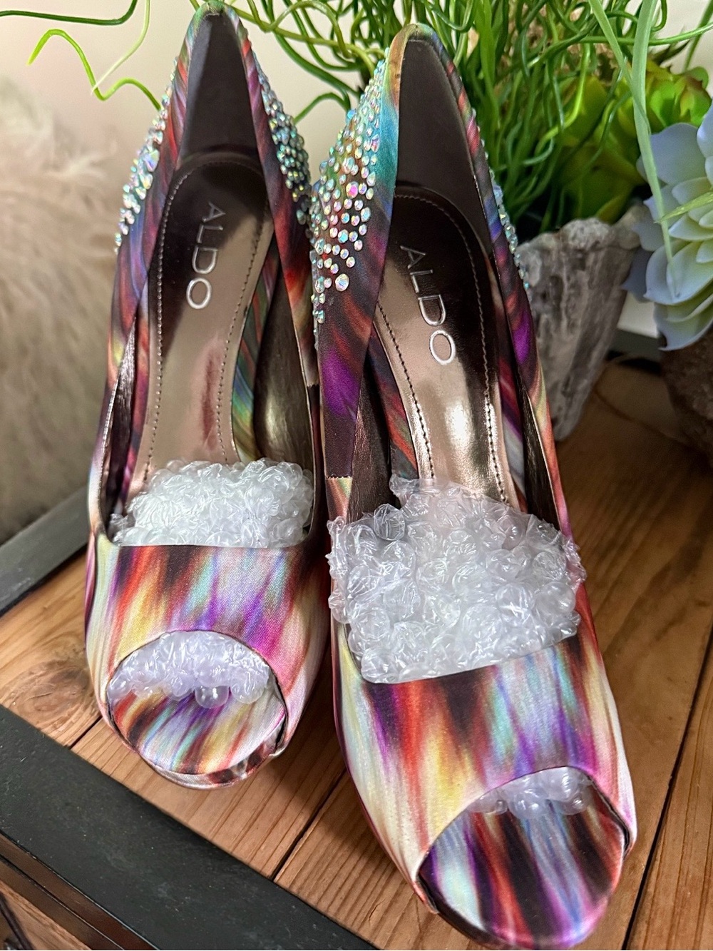 Motion-Blur Satin, Peep-Toe, Crystal Heels - Picture 5 of 5